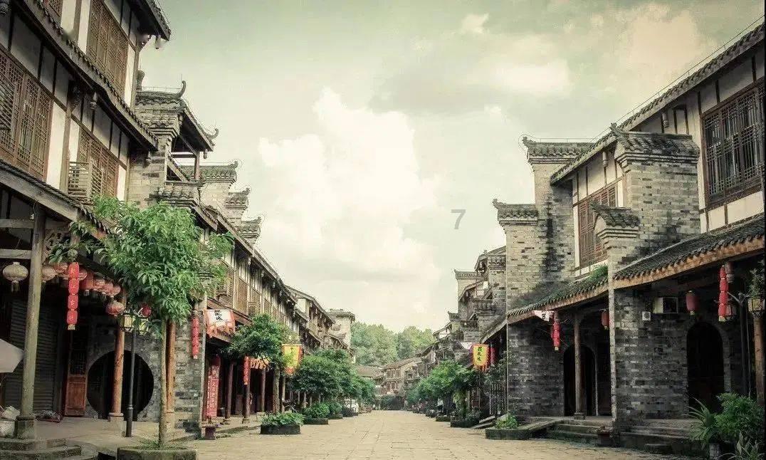 新年第一场雪赶上周一早高峰,你迟到了没?